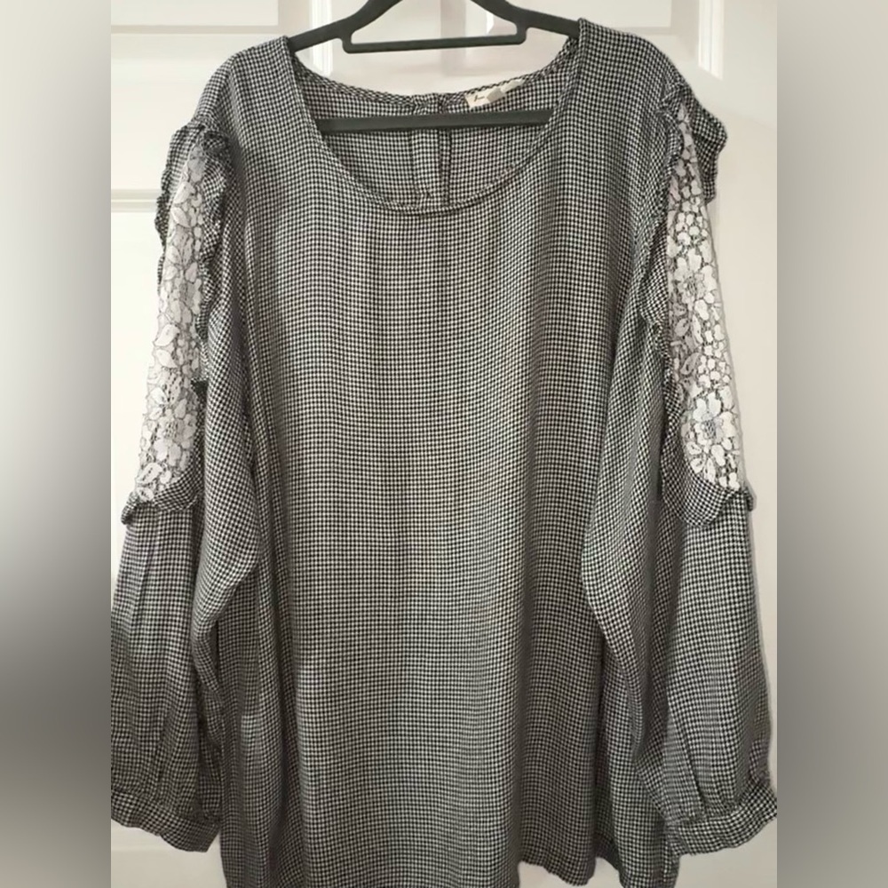 2x Jane and Delancey Black & White Gingham Funky Blouse with Lace inset Sleeves
